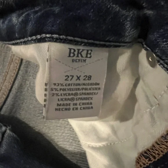 BKE Billie slim fit straight leg cropped jeans - Picture 7 of 9